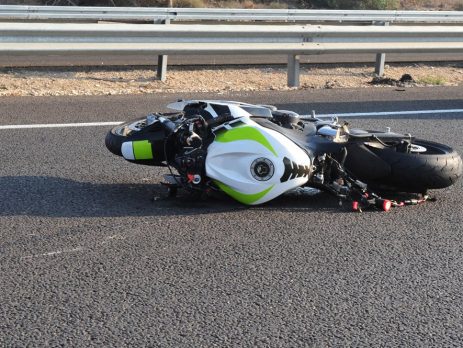 How Does a No-Contact Motorcycle Accident Happen?